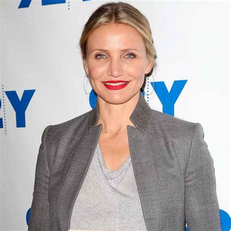 cameron diaz sexy pics|Cameron Diaz Skinny Dips at 41, Flaunts Bikini Body:。